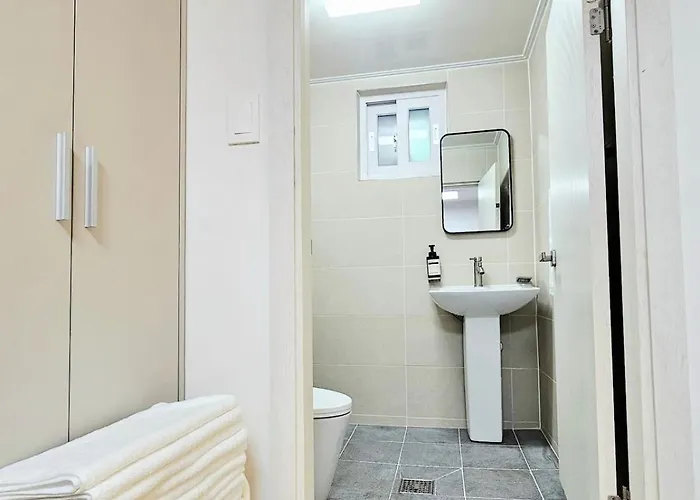Perfect-location#명동#동대문#광화문#남산#n타워#롯데월드 Apartment