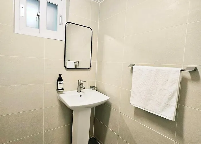 Perfect-location#명동#동대문#광화문#남산#n타워#롯데월드 Apartment *